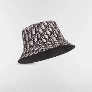 Reversible Dior bucket hat